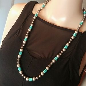 West&Co. Turquoise & silver beaded necklace